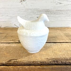 Vintage avon bird on nest white dish decor gift cottage core